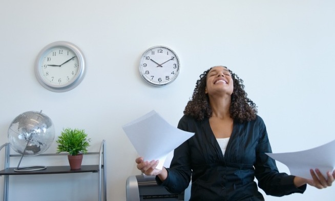 woman-clock